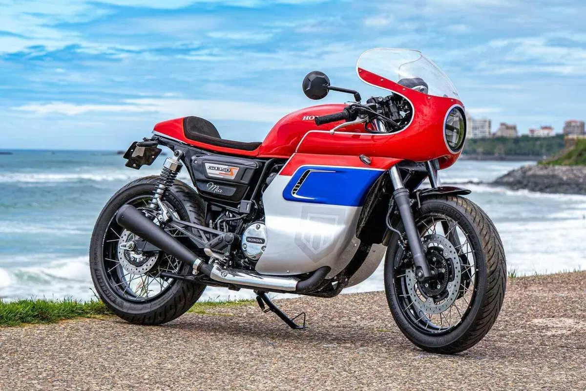 Honda Customs 2025: la GB350S si "trasforma" al festival Wheels and Waves [GALLERY] (6)