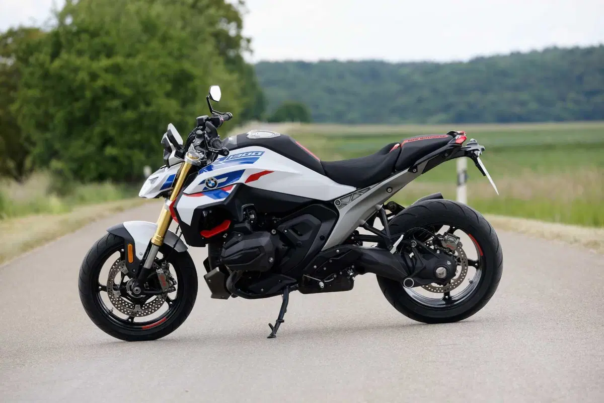 Perché la BMW R 1300 R mi ha deluso? Il TEST [VIDEO] (7)