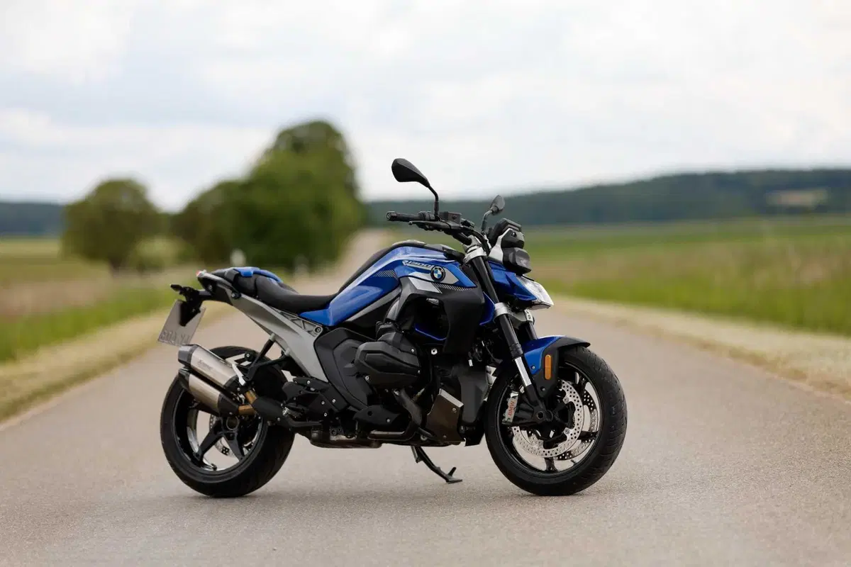 Perché la BMW R 1300 R mi ha deluso? Il TEST [VIDEO] (10)