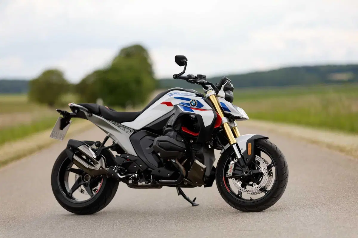 Perché la BMW R 1300 R mi ha deluso? Il TEST [VIDEO] (14)