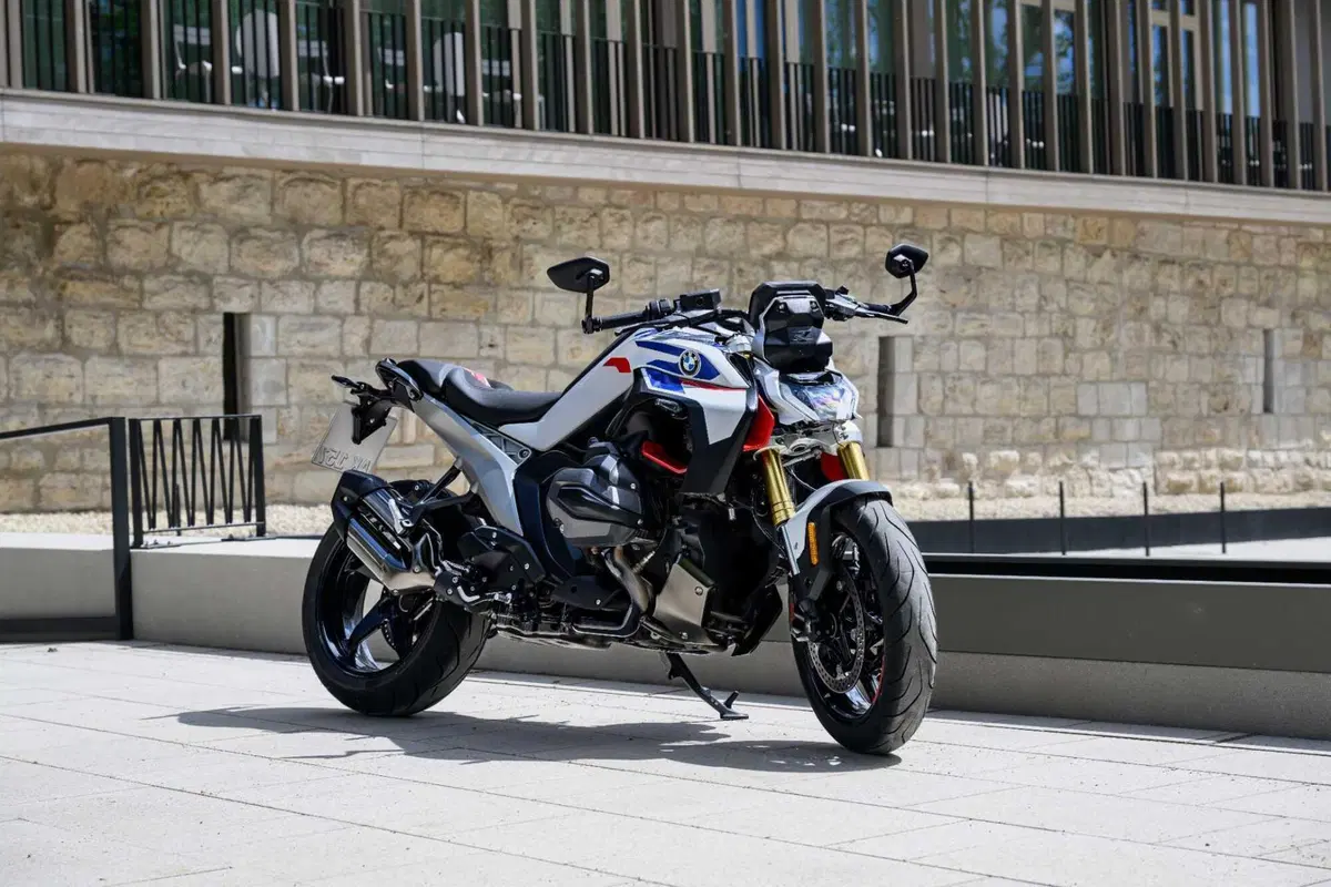 Perché la BMW R 1300 R mi ha deluso? Il TEST [VIDEO] (21)