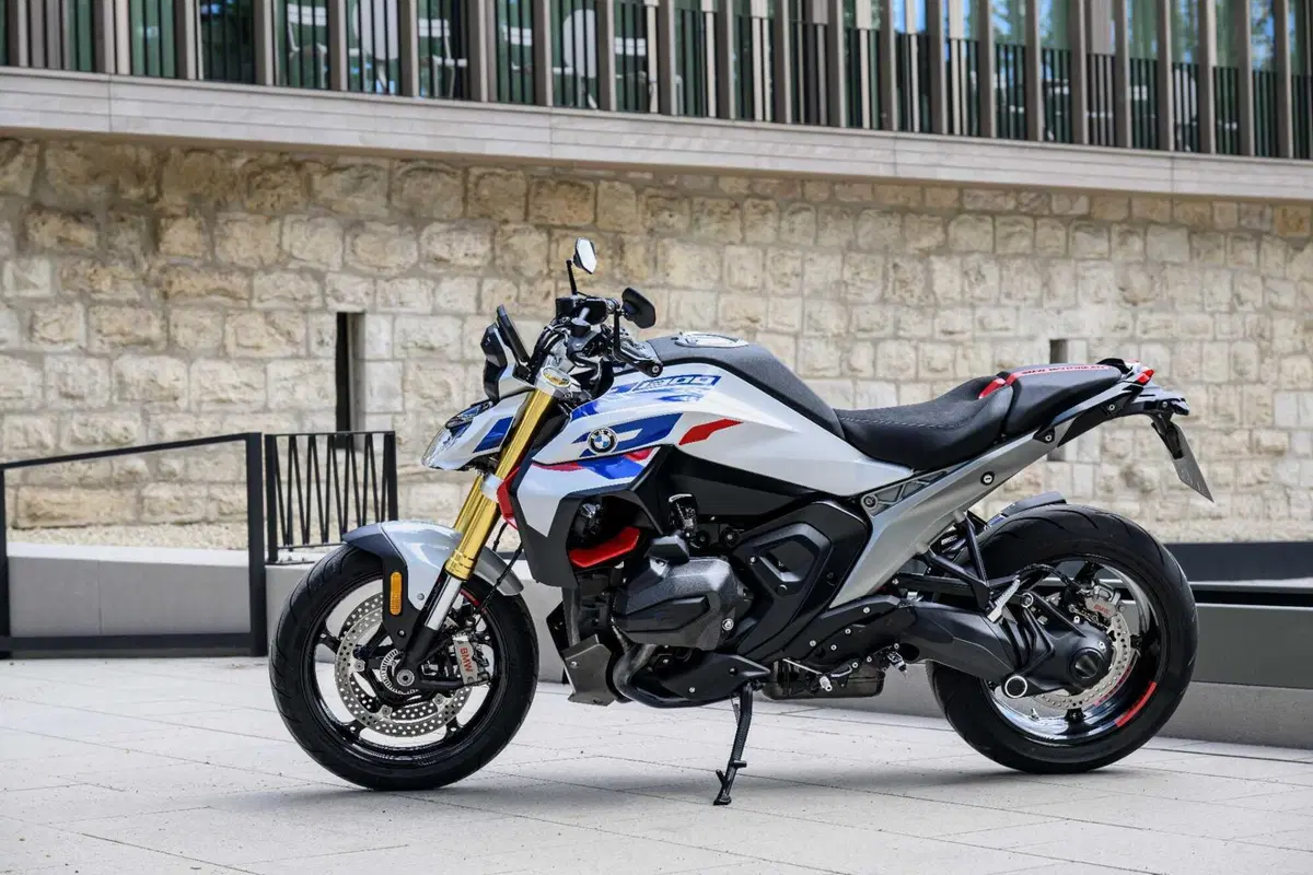 Perché la BMW R 1300 R mi ha deluso? Il TEST [VIDEO] (22)