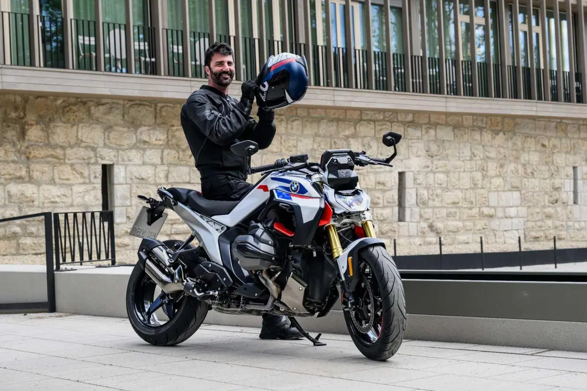 Perché la BMW R 1300 R mi ha deluso? Il TEST [VIDEO] (24)