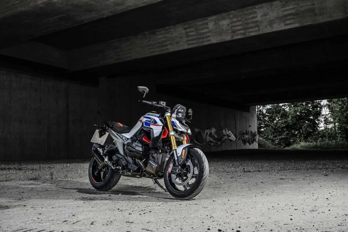 Perché la BMW R 1300 R mi ha deluso? Il TEST [VIDEO] (36)
