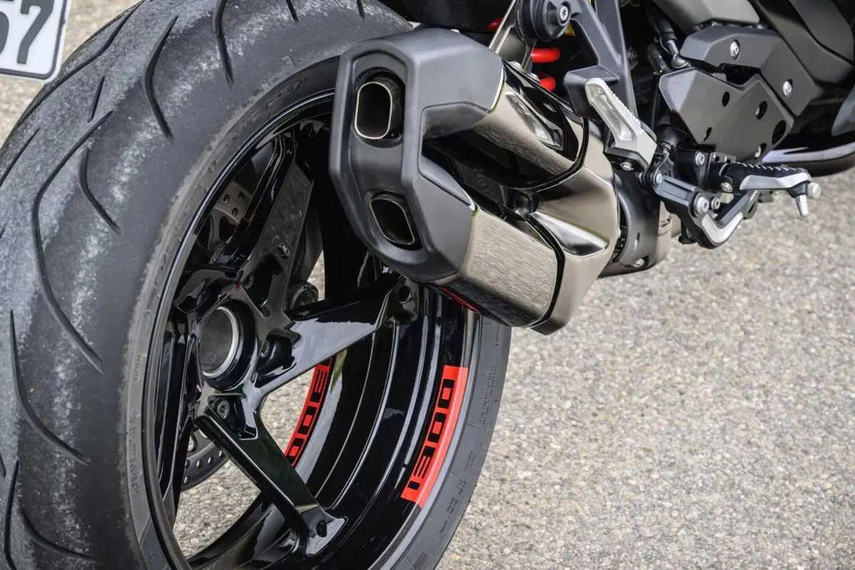 Perché la BMW R 1300 R mi ha deluso? Il TEST [VIDEO] (54)