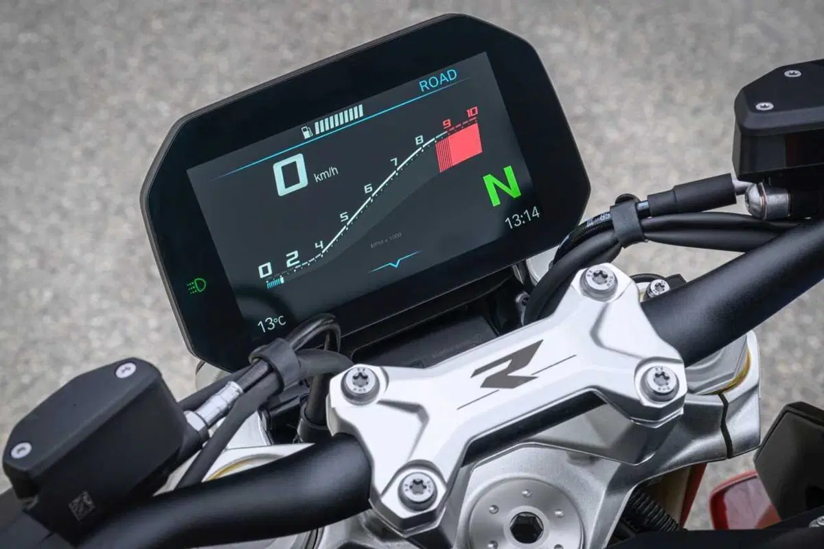 Perché la BMW R 1300 R mi ha deluso? Il TEST [VIDEO] (60)