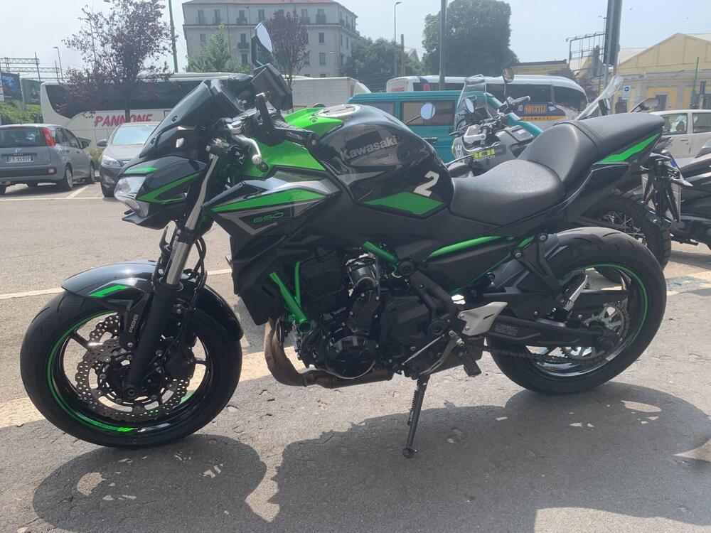 Kawasaki Z 650 (2021 - 24) (3)