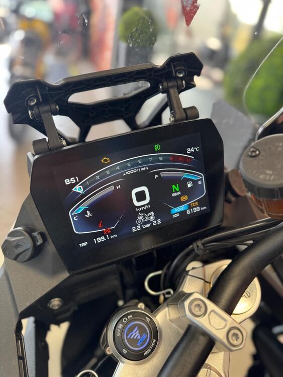 Voge Valico 900DSX (2024 - 25) (4)