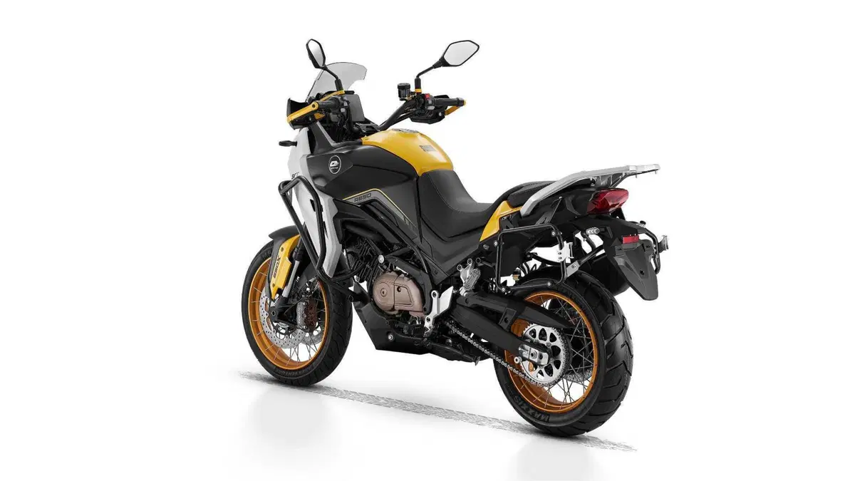 QJ Motor SVT 650 SVT 650 X (2025 - 26) (5)