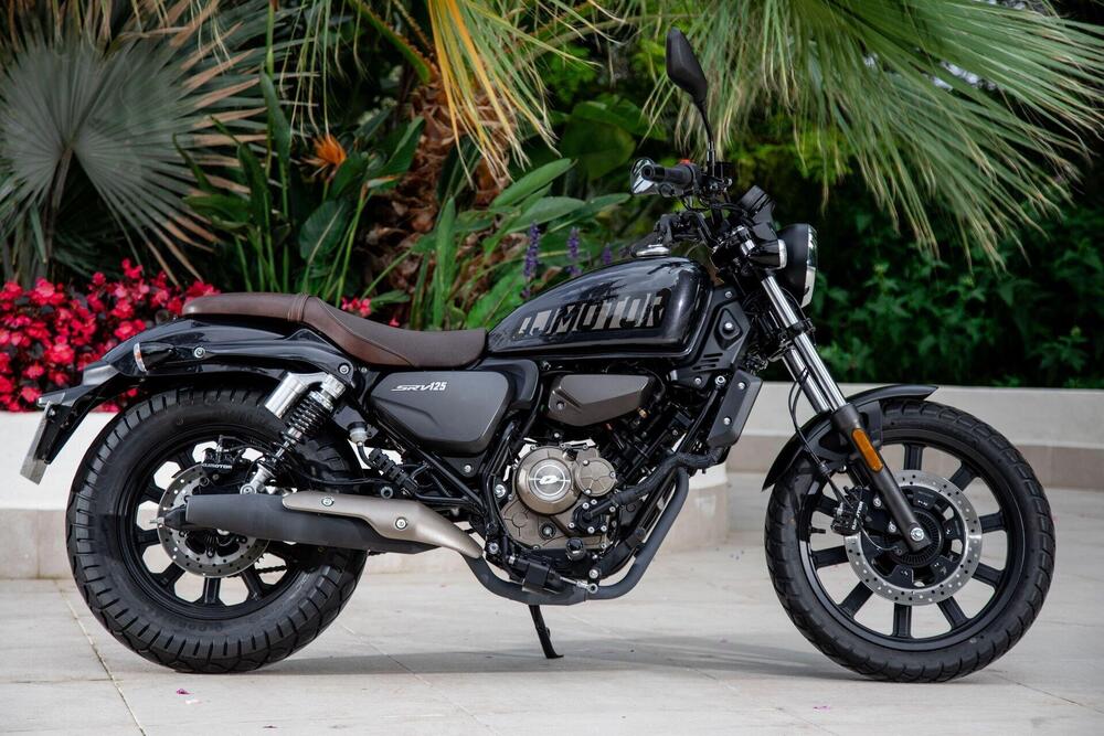 QJ Motor SRV 125 (2023 - 24)