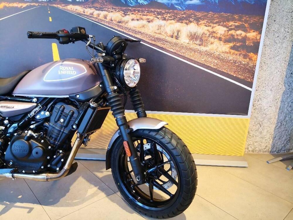 Royal Enfield Guerrilla 450 (2024 - 25) (3)