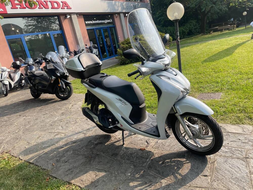 Honda SH 150 i (2017 - 19) (4)