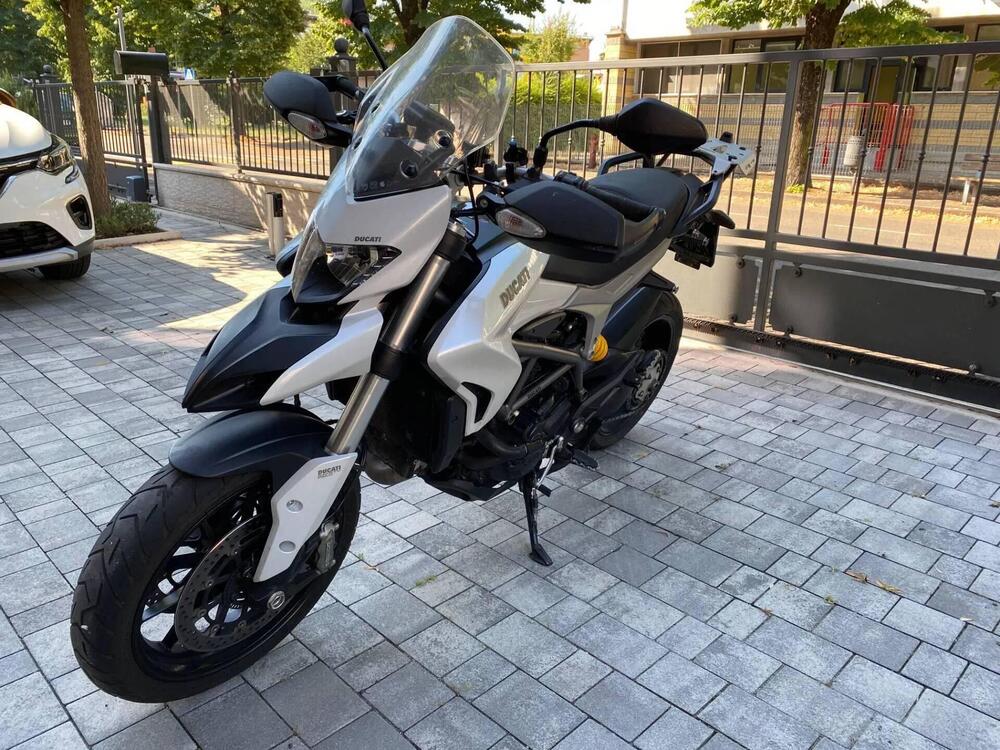 Ducati Hyperstrada 821 (2013 - 15) (4)