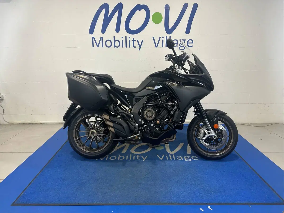 MV Agusta Turismo Veloce 800 Lusso SCS (2021 - 26)