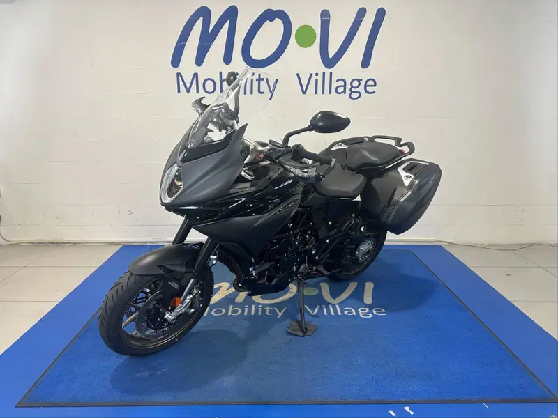 MV Agusta Turismo Veloce 800 Lusso SCS (2021 - 26) (6)