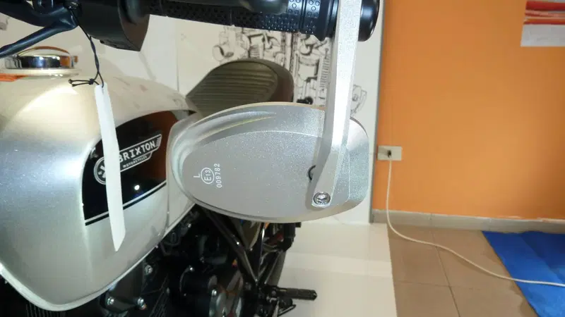 Brixton Motorcycles Sunray 125 ABS (2021 - 26) (7)