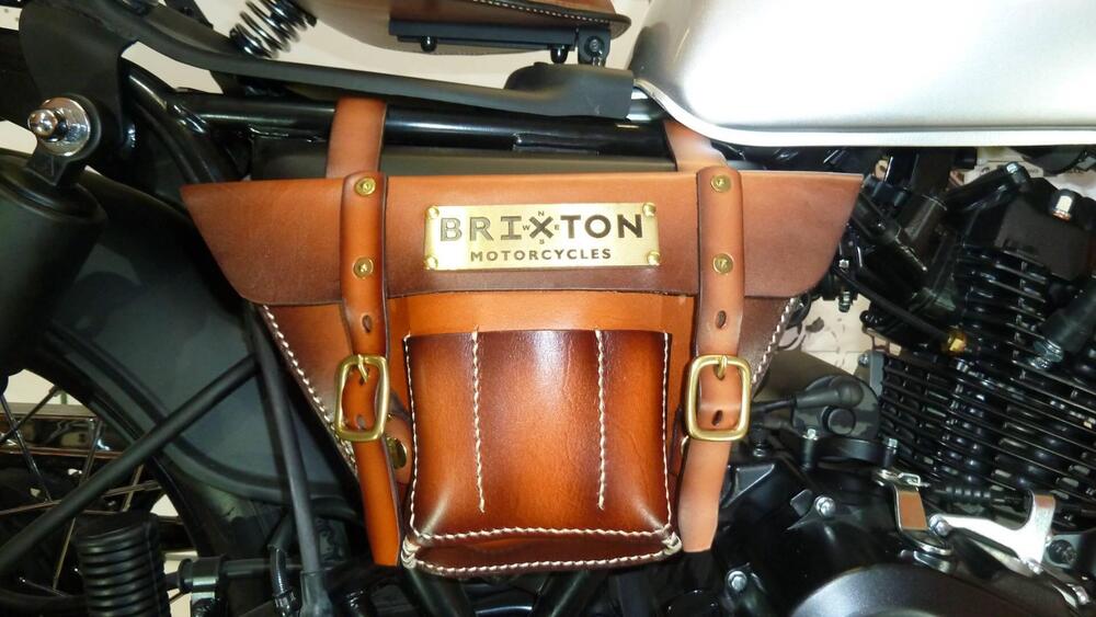 Brixton Motorcycles Rayburn 125 (2021 - 25) (2)