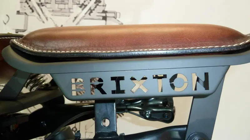 Brixton Motorcycles Rayburn 125 (2021 - 26) (9)