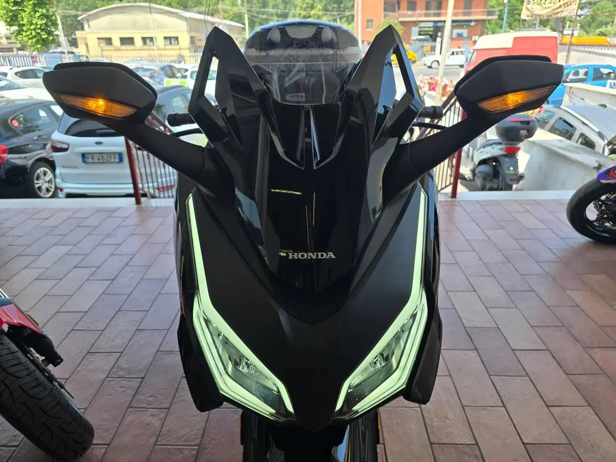 Honda Forza 350 (2025 - 26) (2)