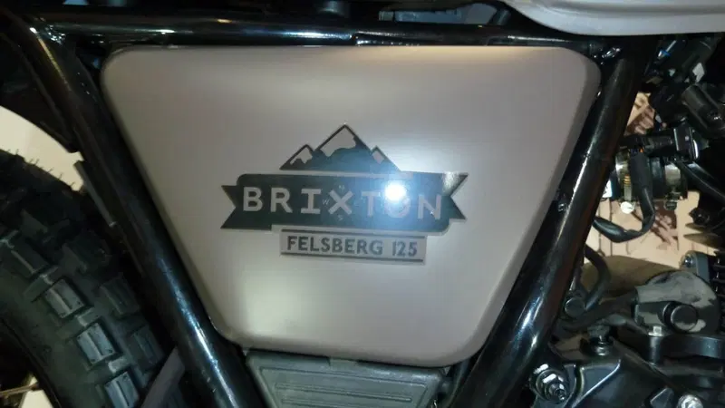 Brixton Motorcycles Felsberg 125 CBS (2021 - 25) (2)