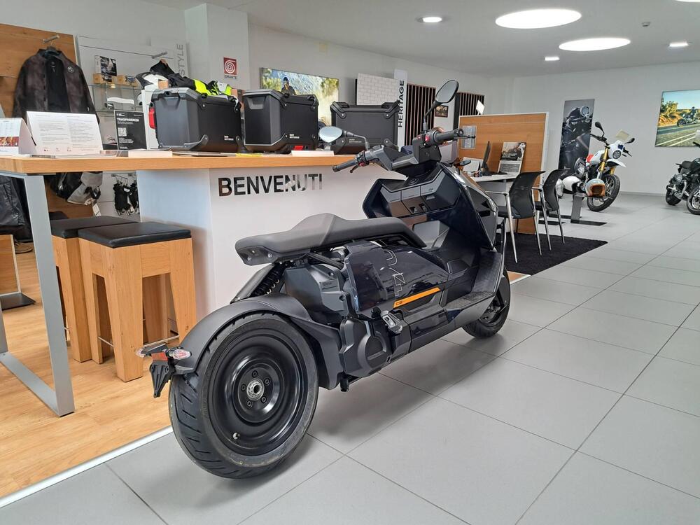 Bmw CE 04 (2021 - 25) (3)