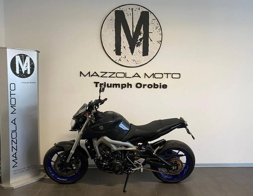 Yamaha MT-09 (2013 - 15) (3)