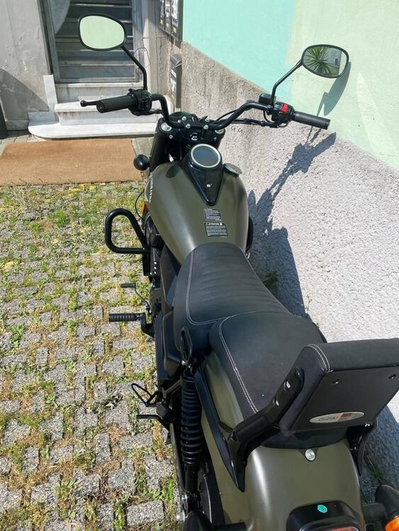 Um Italia Renegade Commando 300 (2023 - 24) (5)