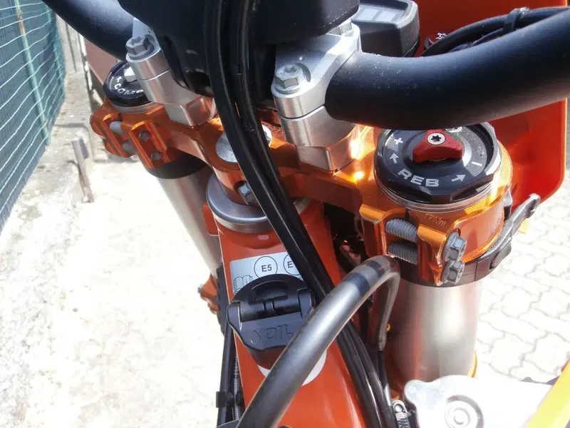KTM 300 EXC E TPI (2019) (10)