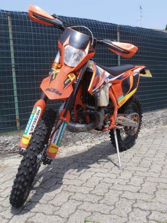 KTM 300 EXC E TPI (2019) (2)