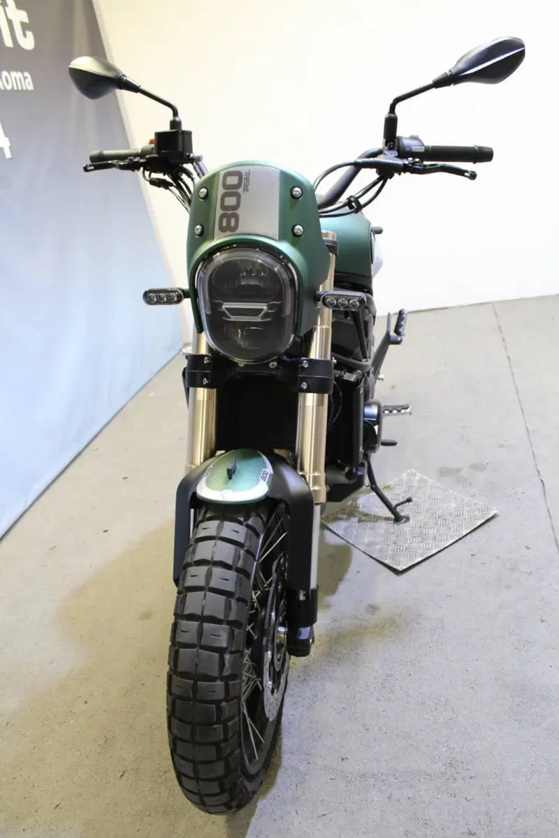 Benelli Leoncino 800 Trail (2022 - 26) (13)