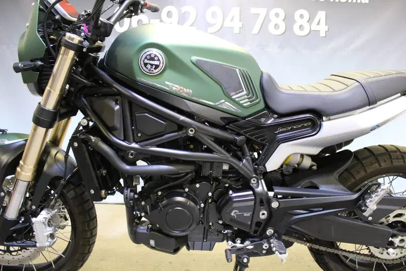 Benelli Leoncino 800 Trail (2022 - 26) (16)