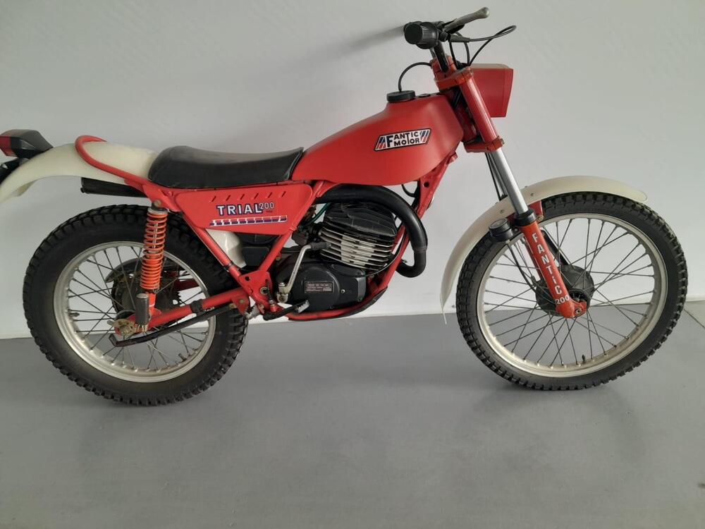 Fantic Motor TRIAL 200 (2)