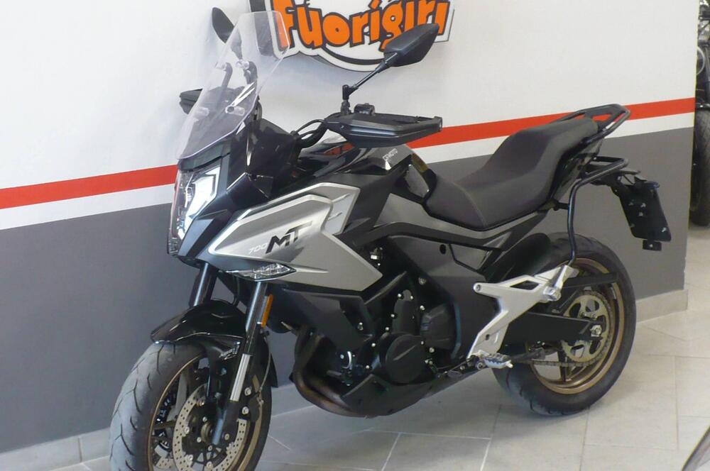 CFMOTO 700MT (2024 - 25) (3)