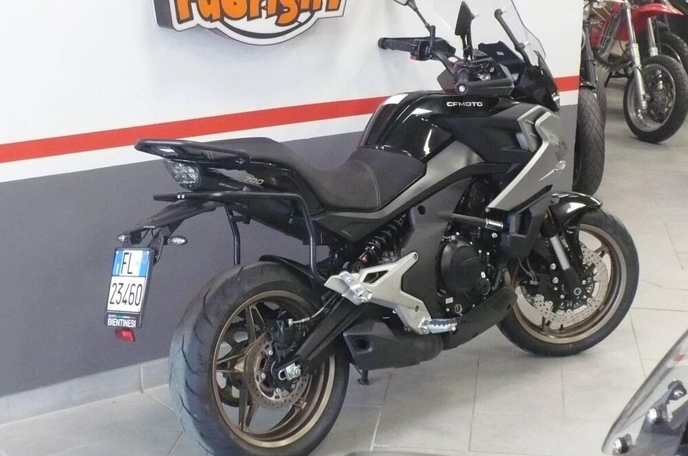 CFMOTO 700MT (2024 - 25) (5)