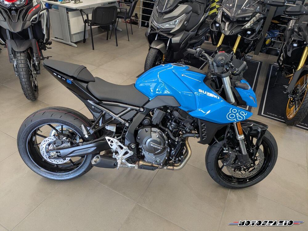 Suzuki GSX-8S (2025)