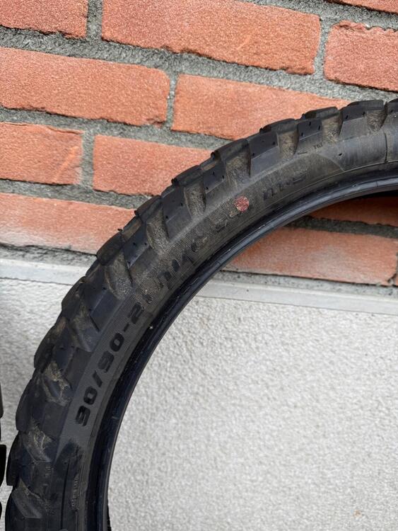 Treno gomme Metzeler Karoo 4 (4)