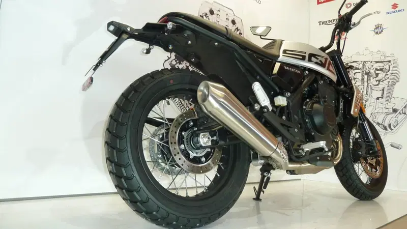 Brixton Motorcycles Crossfire 500 X (2021 - 26) (5)