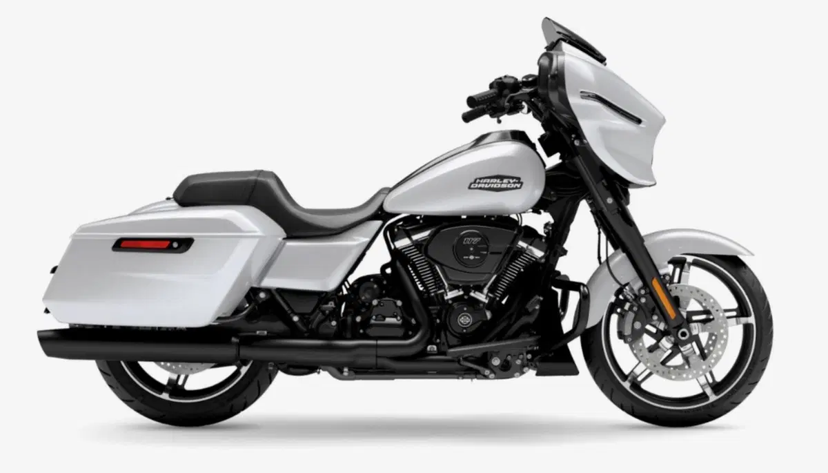 Harley-Davidson Street Glide (2024 - 26)
