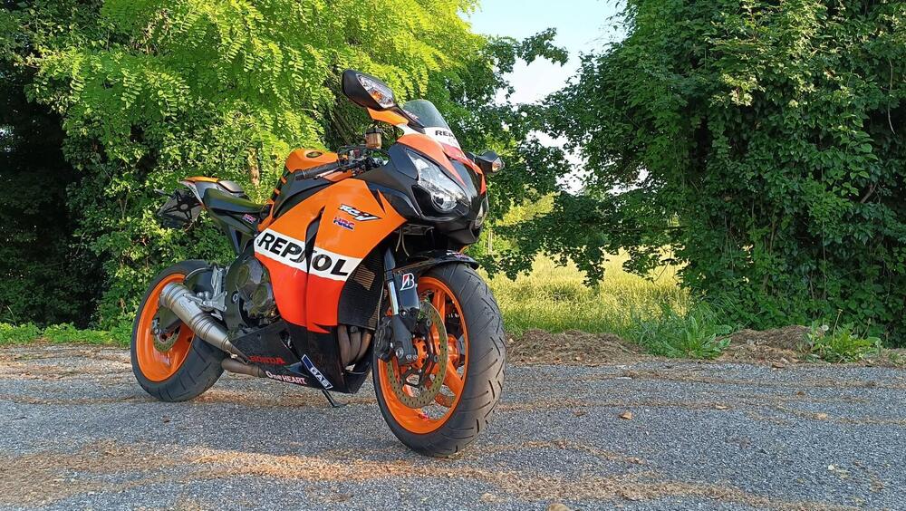 Honda CBR 1000 RR Fireblade (2008 - 11) (5)