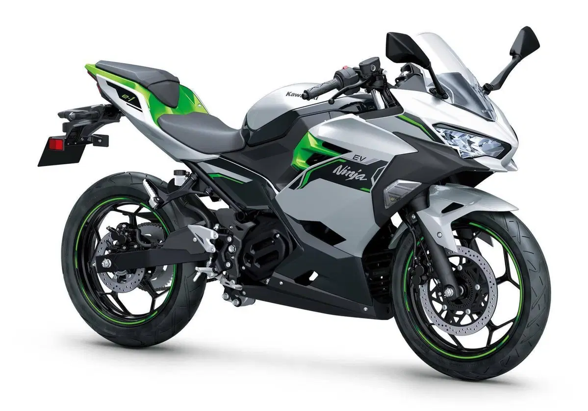 Kawasaki Ninja 7 Hybrid (2024 - 26) (2)