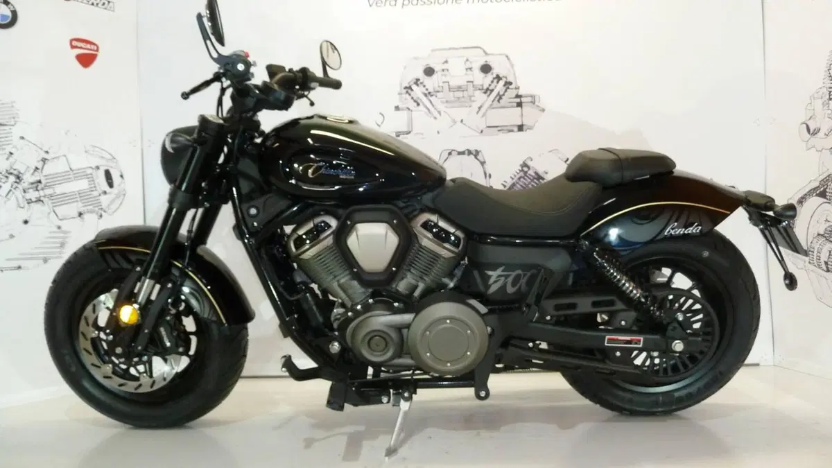 Benda Motorcycles Chinchilla 500 V2 (2025 - 26) (10)