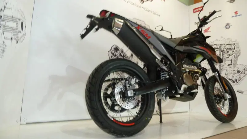 Malaguti XSM 125 (2021 - 26) (6)