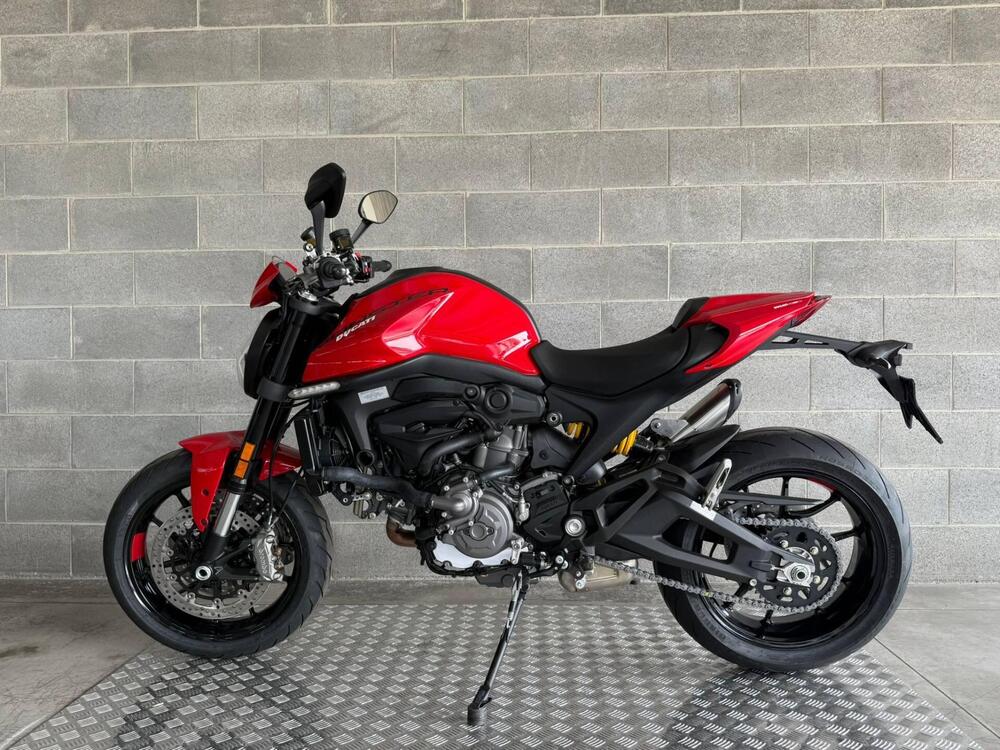 Ducati Monster 937 + (2021 - 25) (3)