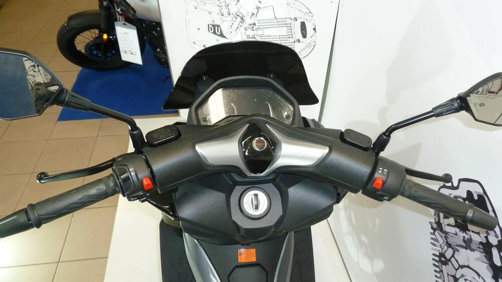 Malaguti Madison 125 (2023 - 25) (3)