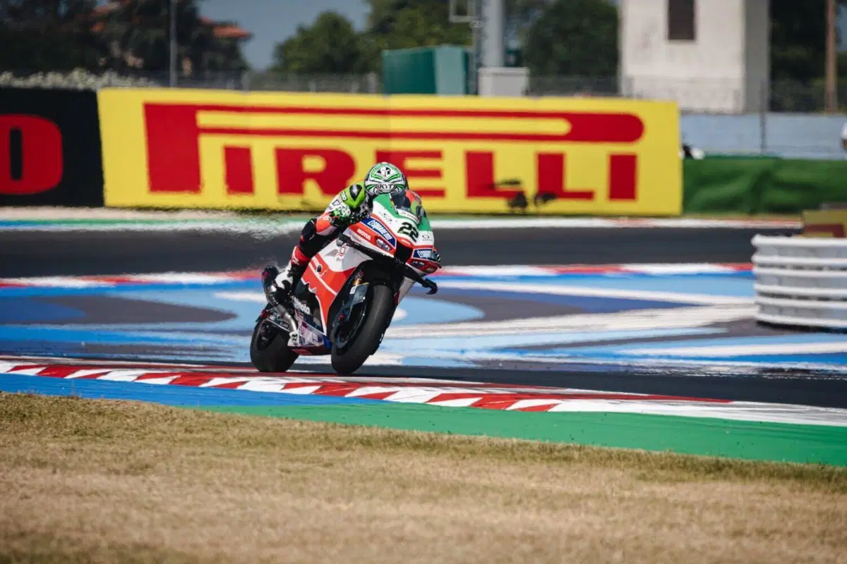 SBK 2025. GP d’Italia a Misano. Bulega: “Dobbiamo essere un po’ più veloci domani” (21)