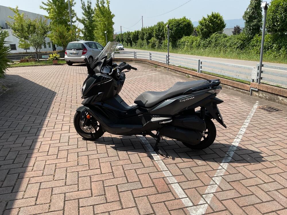Sym Cruisym 300 E5+ (2025) (5)