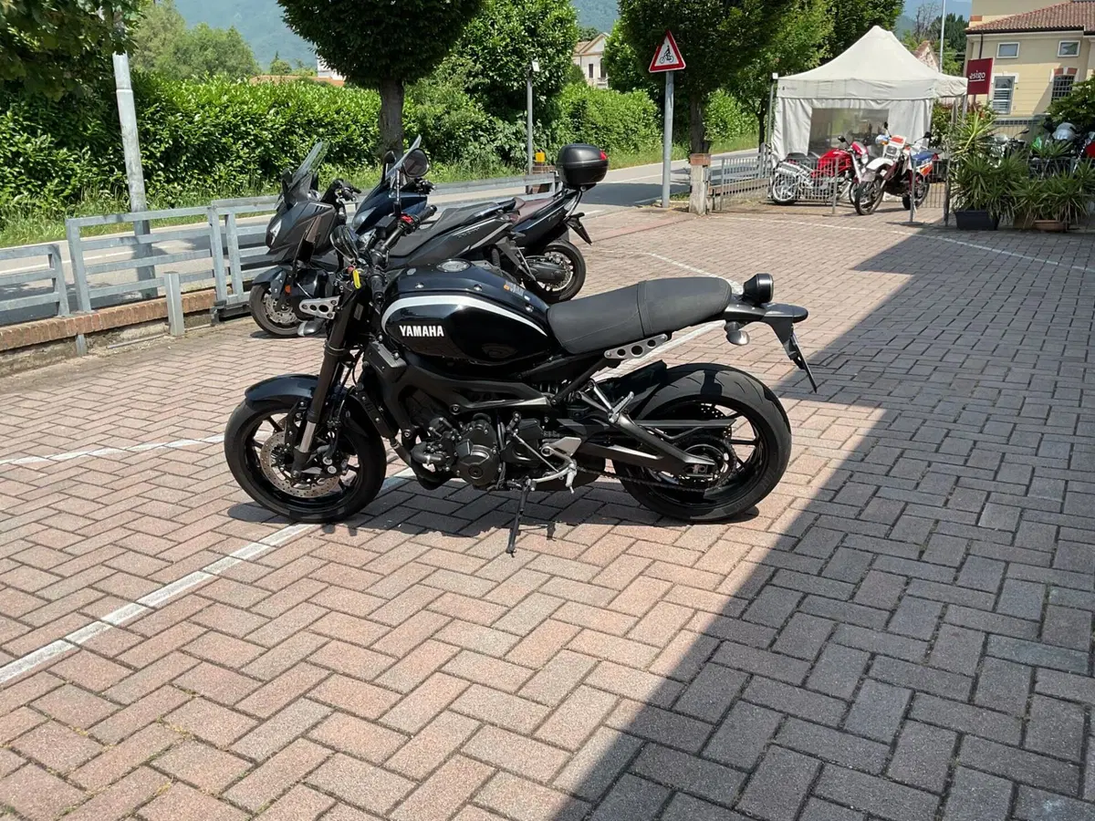 Yamaha XSR 900 ABS (2016 - 20) (2)