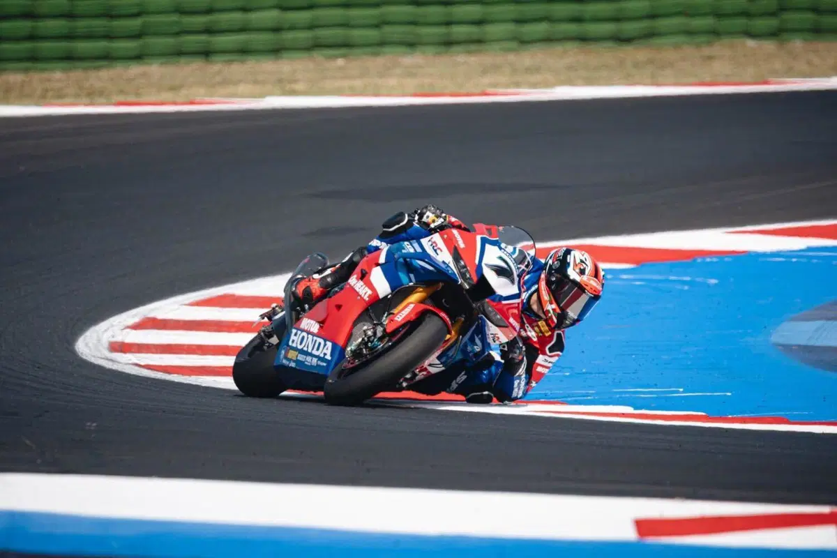 SBK 2025. Gran Premio dell’Emilia Romagna. A Misano Toprak si impone in Gara1  (7)
