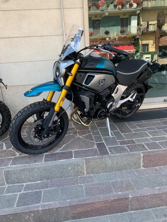 CFMOTO 700CL-X Adventure (2023 - 25)