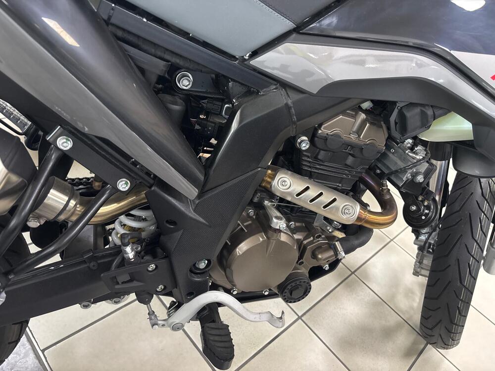 Malaguti XSM 125 (2021 - 25) (3)